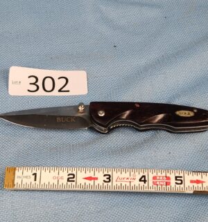 h302- Buck Knife
