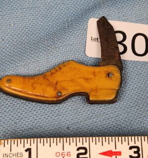 h305- Antique Shoe Pocket Knife - Image 3