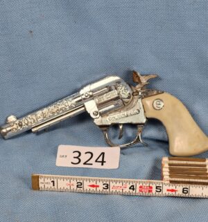 h324- Cowboy King Cap Gun