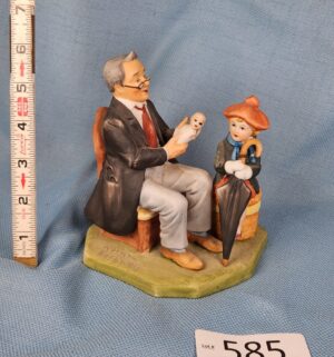 d585- Doctor and the Doll. 1980 Norman Rockwell