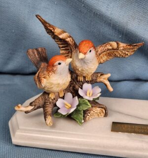 d637- Porcelain Sparrow Pen Holder Figurine Marble Base Bible Verse God Cares - Image 3