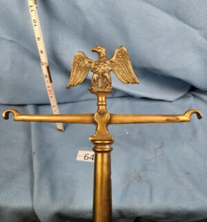 d640- Mid Century Brass Eagle Towel Holder - Image 3