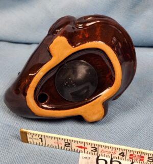d662- brown ceramic whale coin bank souvenir Daytona Beach - Image 3