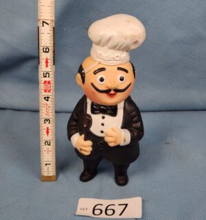 d667- Magic Chef advertising piggy bank