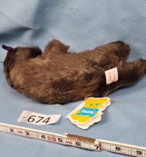 d674- 1975 R. Dakin Stuffed Plush Sea Otter With Shell - Image 3