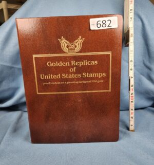 d682- Golden Replicas of US Stamps. 22kt Gold. 1st Day Issues