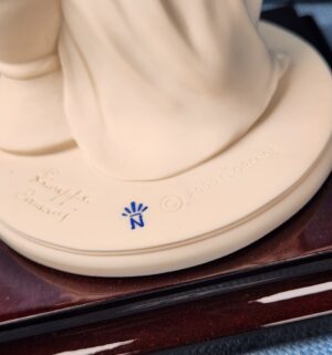 d707- Babys Love figurine by Giuseppe Armani - Image 5