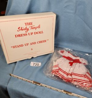 d720- Stand Up and Cheer. Shirley Temple Dress Up Doll