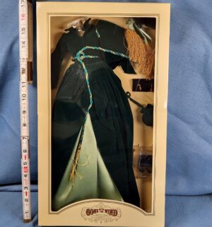 d747- Franklin Mint Scarlett O Hara green drapery dress