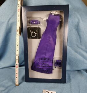 d752- Franklin Mint Princess Diana The People's Princess Purple Gown Ensemble