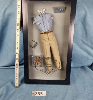 d755- Franklin Mint Diana casual khaki outfit ensemble