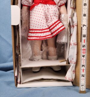 d762- Danbury Mint Shirley Temple Doll. Dolls of the Silver Screen - Image 3