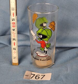 d767- Warner Bros. Looney Tunes Marvin the Martian pint glass