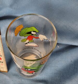 d767- Warner Bros. Looney Tunes Marvin the Martian pint glass - Image 4
