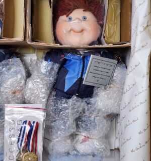d776- 1996 Cabbage Patch Kids Olympikids porcelain dolls. Atlanta Olympics - Image 4