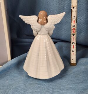 d777- Lladro Angelic Cymbalist porcelain figurine - Image 3