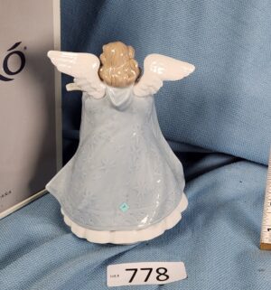 d778- Lladro Angel Tree Topper - Image 3