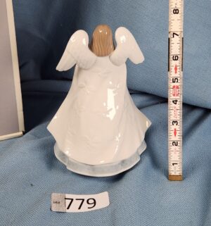 d779- Lladro Porcelain Figurine Angelic Melody - Image 3