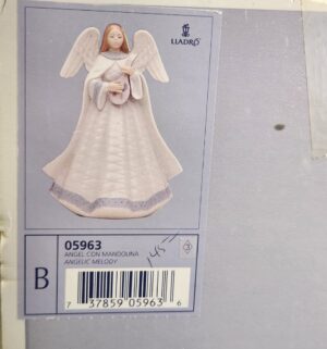 d779- Lladro Porcelain Figurine Angelic Melody - Image 5