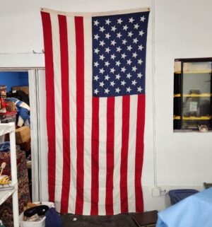 d788- Huge 9ft x 5ft USA Flag. Size #5. Valley Forge Flag Co