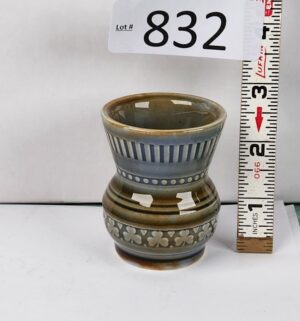 d832- Wade Irish Porcelain Toothpick Holder