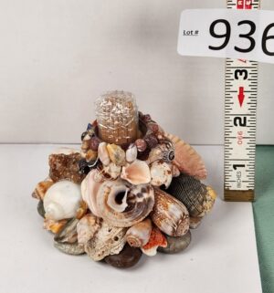d936- Shell Cluster Toothpick Holder