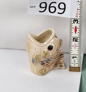 d969- ceramic fish toothpick holder