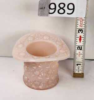 d989- Fenton Top Hat Toothpick Holder