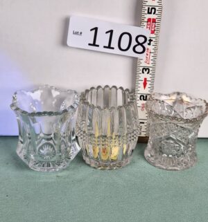 d1108- Set of 3 Manganese Glass Toothpick Holders