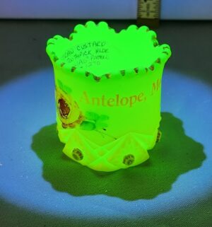 d1111- Antelope, Montana Toothpick Holder. Uranium Glass - Image 3
