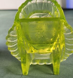 d1172- Uranium Glass Old Sleepy Eye Indian toothpick holder - Image 4