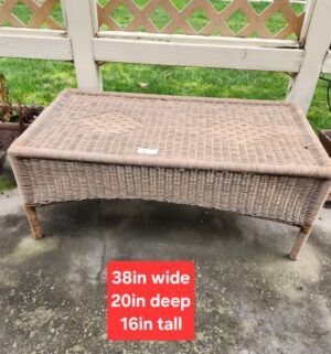 i6- Woven Patio Table. Stored in Uncovered Patio. Average signs of wear