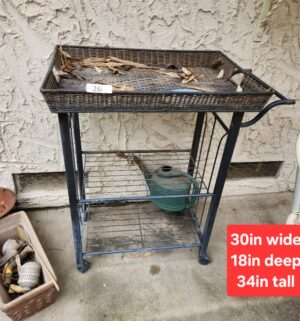 i26- Rolling Garden Cart