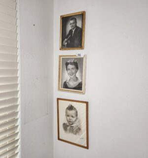 i46- Antique Framed Portraits