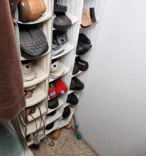 i67- Contents of the Master Closet. Womens Clothing & Shoes - Image 4