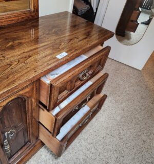 i75- 9 Drawer Dresser by Burlington House - Image 3