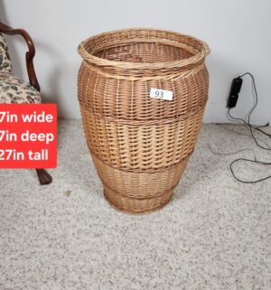 i93- Tall woven basket