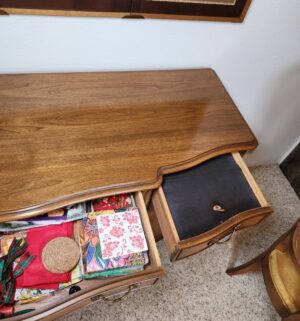 i104- Mid Century Drexel Sideboard/Credenza. Stunning Condition - Image 3