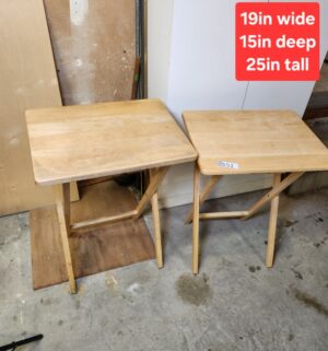 i151- 2 TV Trays. 1 is as is
