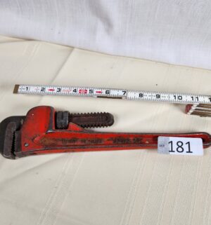 i181- Pipe Wrench
