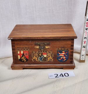 i240- German Crest Jewelry Box