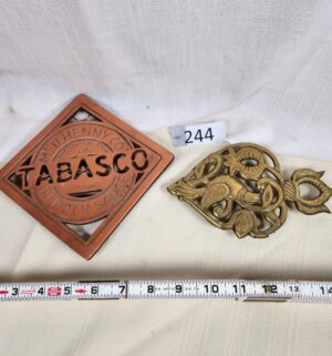i244- Tabasco Copper & brass fish trivet