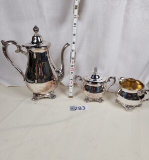i283- Victorian Rose Teapot Set