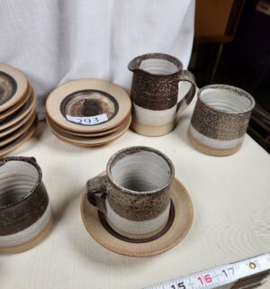 i293- vintage studio pottery set, similar to Newlyn Harbour Pottery, Gertrud Schwald-Eichenberger - Image 3