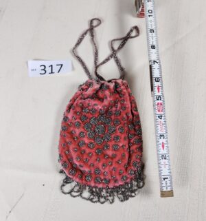 i317- Pink/rose velvet embellished with beaded work Drawstring Purse - Image 3