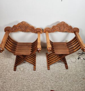 i354- pair of 19th-century Italian Renaissance Revival Savonarola chairs featuring hand-carved lion head armrests. - Image 3