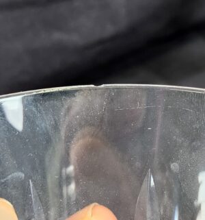 k23- Set of 7 Waterford Crystal Kylemore pattern wine glasses. 1 is chipped - Image 3