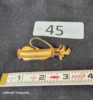k45- Vintage gold tone golf bag pin