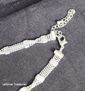 k46- vintage necklace - Image 3