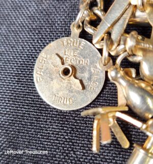 k70- vintage charm bracelet - Image 3